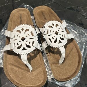 Maurices White and Tan Sandals - size 7
